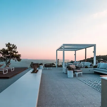 360ᵒ Luxury View Collection - Adults Only Aparthotel 4*